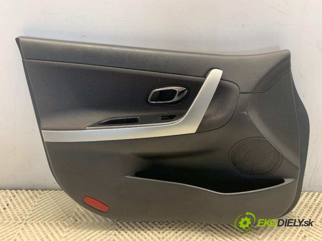 KIA CEED liftback 2012 94 kW 1.6 CRDi 128 1582 čalúnenie Dvere ľavy predný 82350-A2000