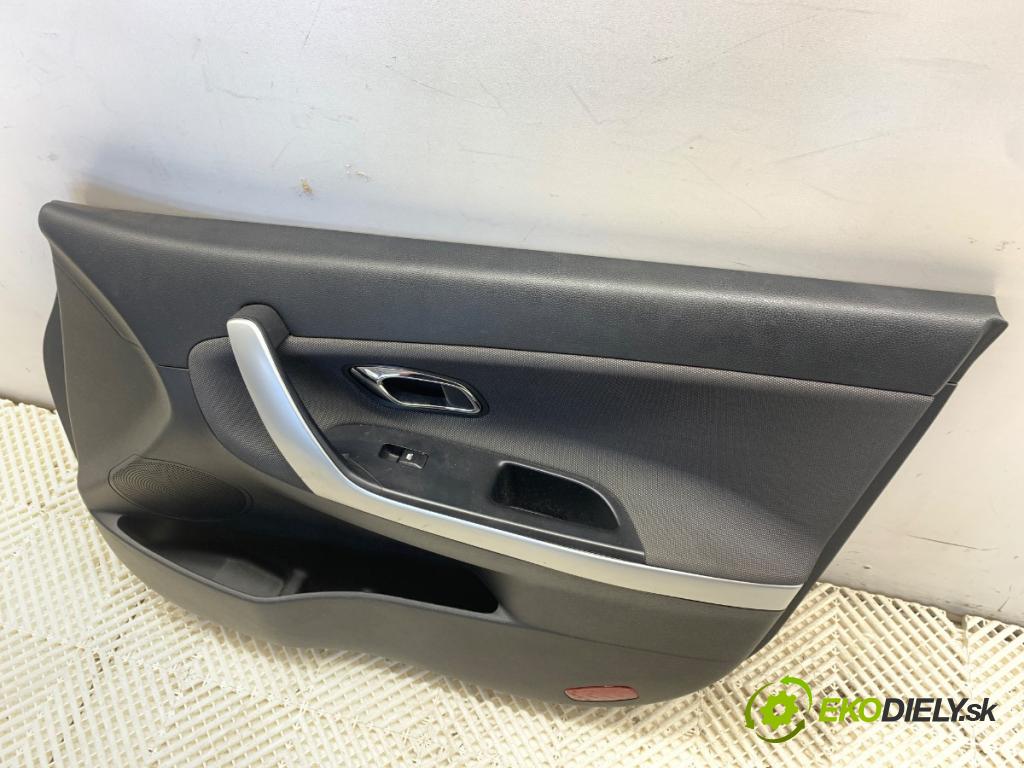 KIA CEED liftback 2012 94 kW 1.6 CRDi 128 1582 čalúnenie Dvere pravy predný 82360-A2000