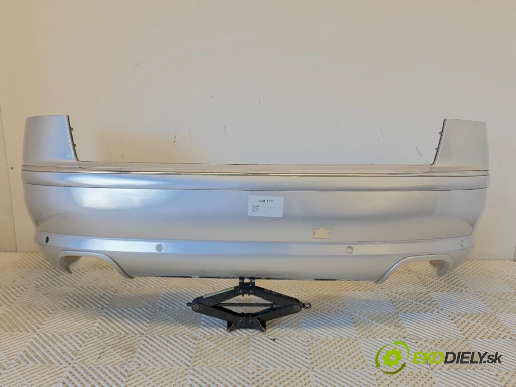 AUDI A8 D3 sedan 2002 246 kW 4.2 quattro 4172 Nárazník zad  (Kľučka dverí ostatné)