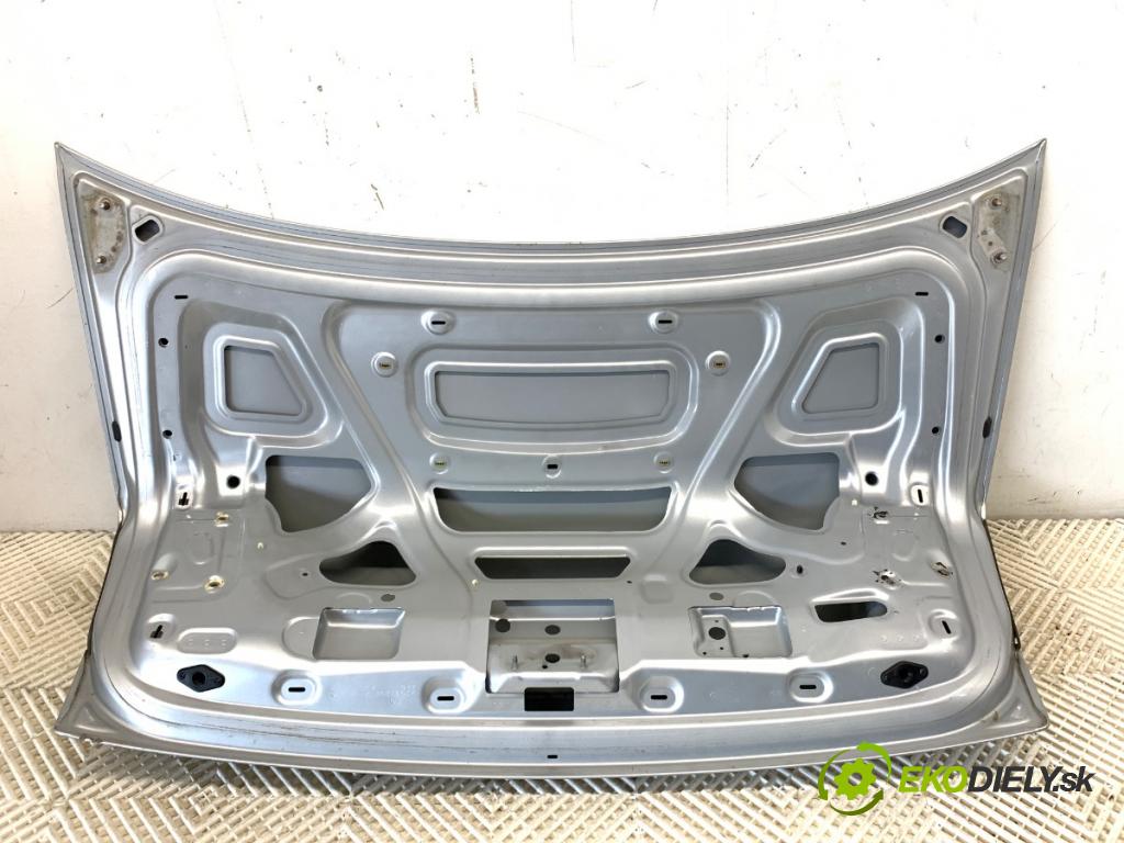 AUDI A8 D3 sedan 2002 246 kW 4.2 quattro 4172 kapota zad