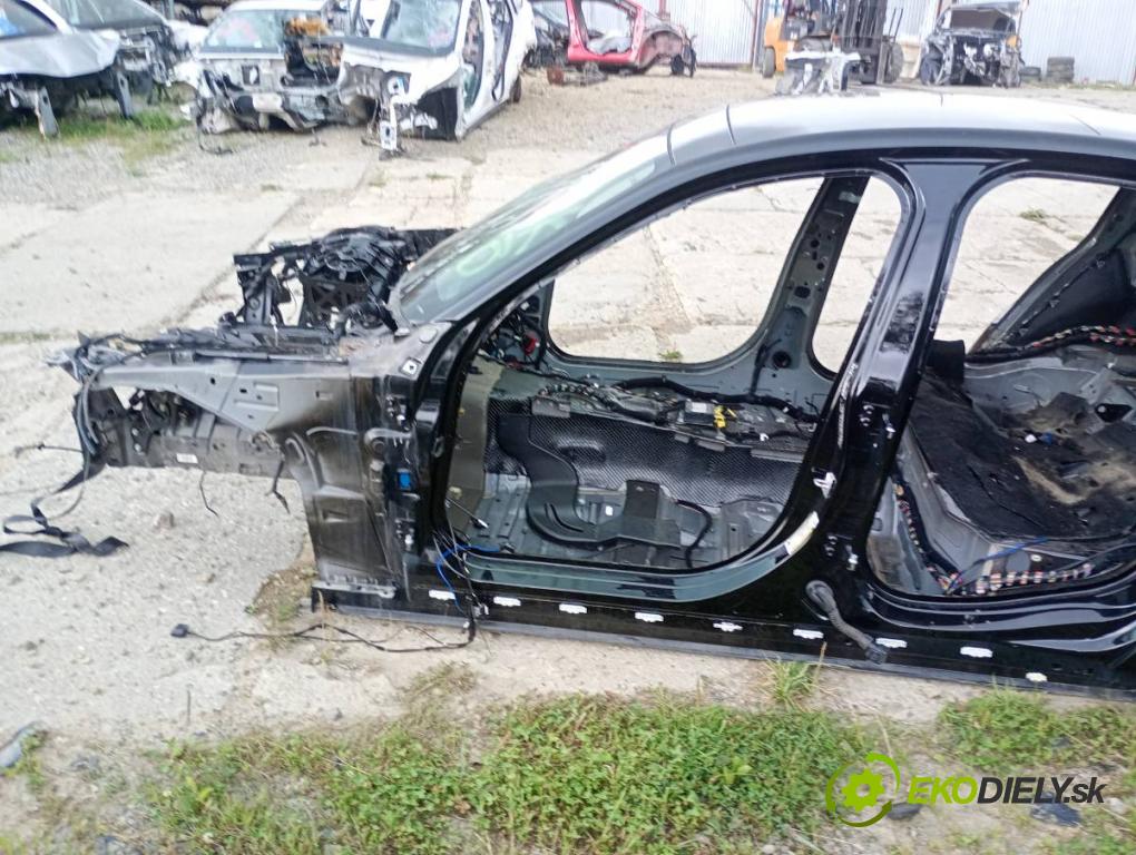 ALFA ROMEO GIULIA sedan 2018 206 kW 2.0 Q4 (952ACA45) 1995 karoséria ČTVRŤÁK: Blatník prah strecha PODŁUŻNICA
