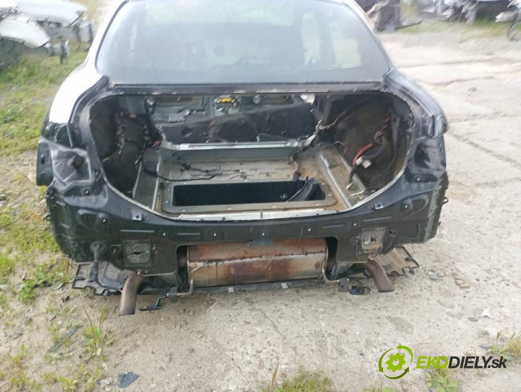 ALFA ROMEO GIULIA sedan 2018 206 kW 2.0 Q4 (952ACA45) 1995 karoséria ČTVRŤÁK: Blatník prah strecha PODŁUŻNICA