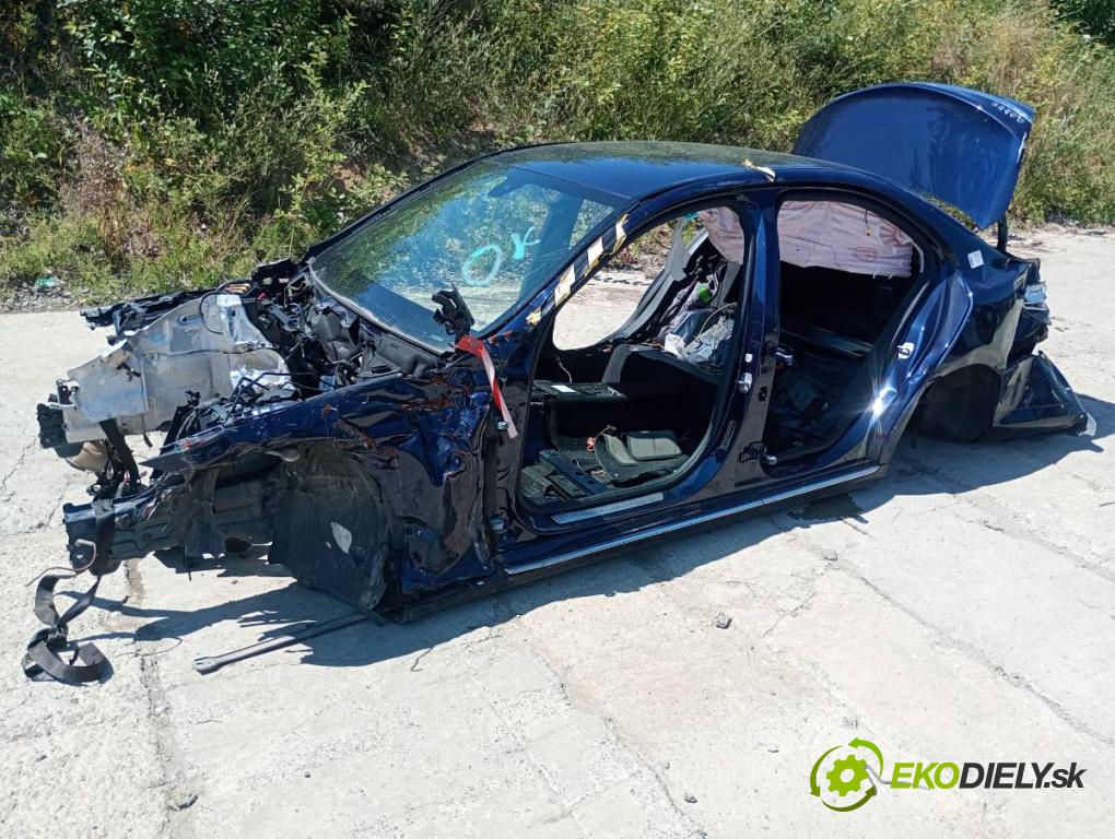 MERCEDES-BENZ KLASA C sedan 2019 110 kW C 200 d (205.011) 1950 karoséria ČTVRŤÁK: Blatník prah strecha PODŁUŻNICA