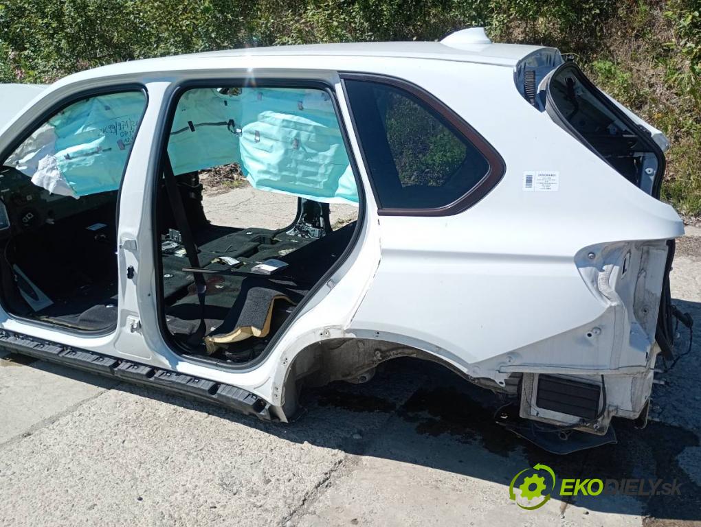 BMW F15 SUV 2015 160 kW xDrive 25 d 2993 KAROSERIA ČTVRŤÁK blatník práh střecha PODŁUŻNICA