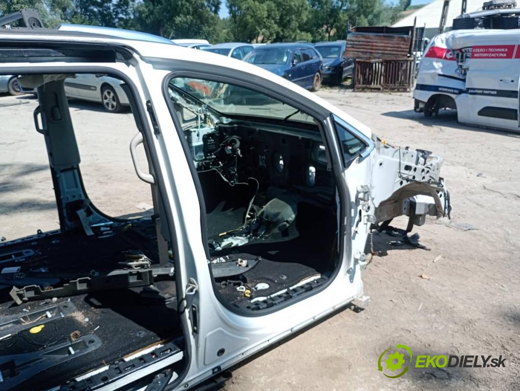 CHRYSLER PACIFICA nadwozie wielkoprzestrzenne (MPV) 2018 185 kW 3.6 Hybrid 3604 KAROSERIA ČTVRŤÁK blatník práh střecha PODŁUŻNICA