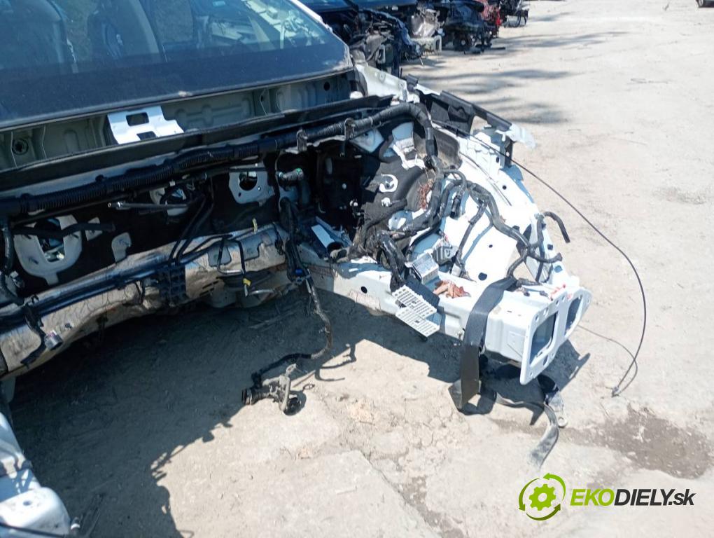 CHRYSLER PACIFICA nadwozie wielkoprzestrzenne (MPV) 2018 185 kW 3.6 Hybrid 3604 KAROSERIA ČTVRŤÁK blatník práh střecha PODŁUŻNICA