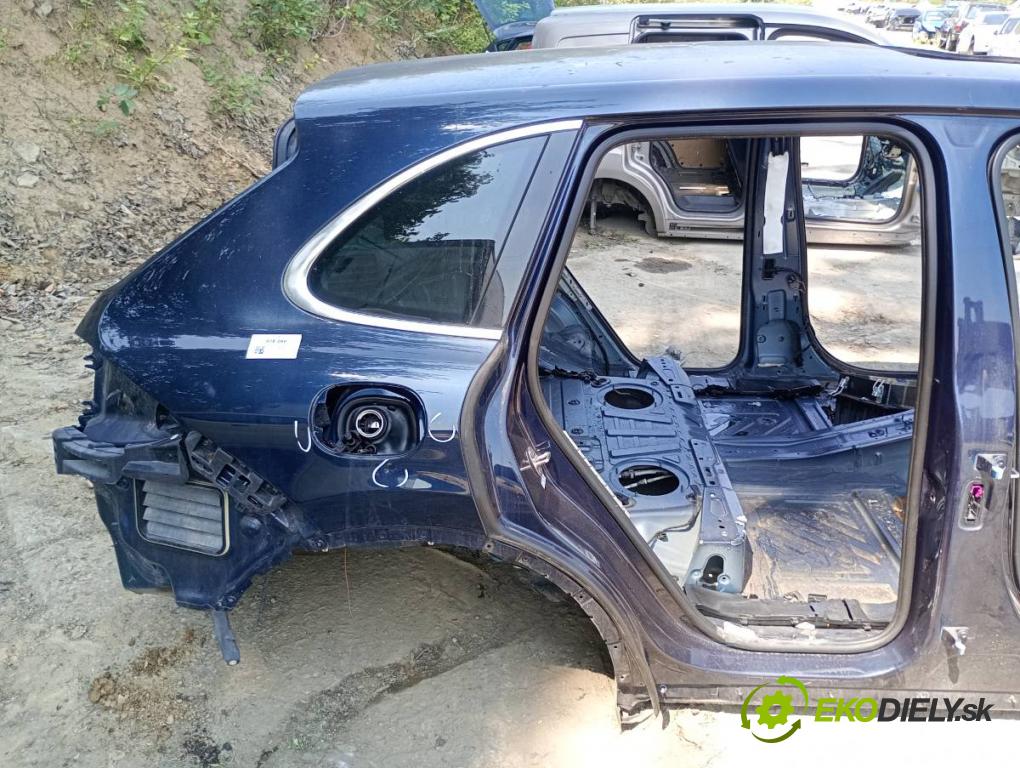 PORSCHE CAYENNE SUV 2013 220 kW 3.6 3598 KAROSERIA ČTVRŤÁK blatník práh střecha PODŁUŻNICA