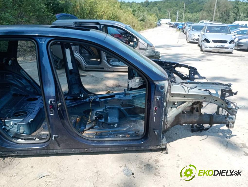 PORSCHE CAYENNE SUV 2013 220 kW 3.6 3598 KAROSERIA ČTVRŤÁK blatník práh střecha PODŁUŻNICA