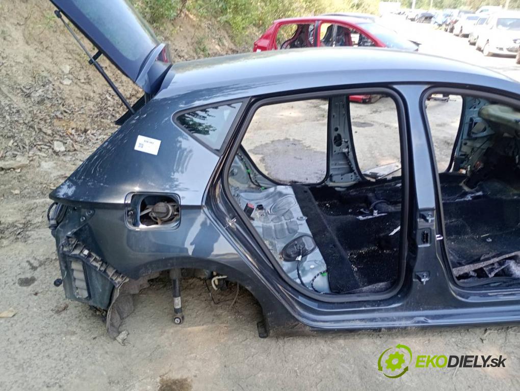 SEAT LEON III liftback 2019 110 kW 1.5 TSI 1495 karoséria ČTVRŤÁK: Blatník prah strecha PODŁUŻNICA