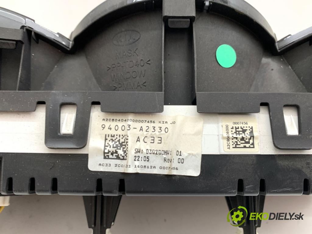 KIA CEED liftback 2012 94 kW 1.6 CRDi 128 1582 prístrojovka 94003-A2330 (Přístrojová deska)
