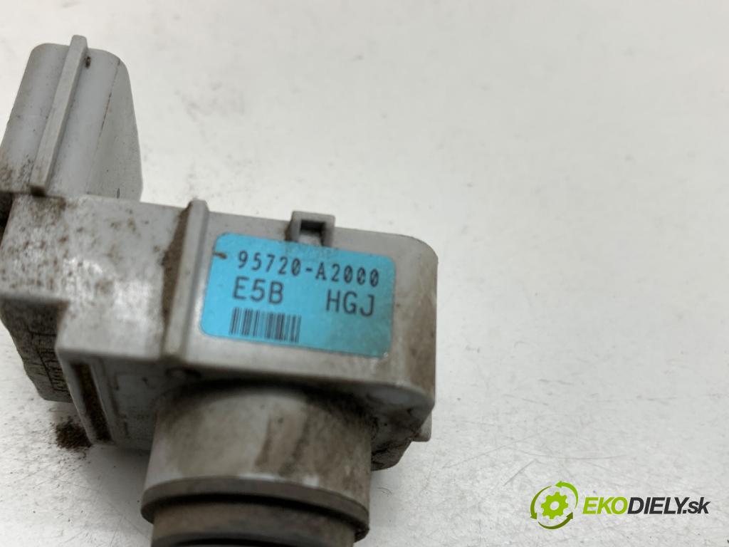 KIA CEED liftback 2012 94 kW 1.6 CRDi 128 1582 snímač PDC 95720-A2000