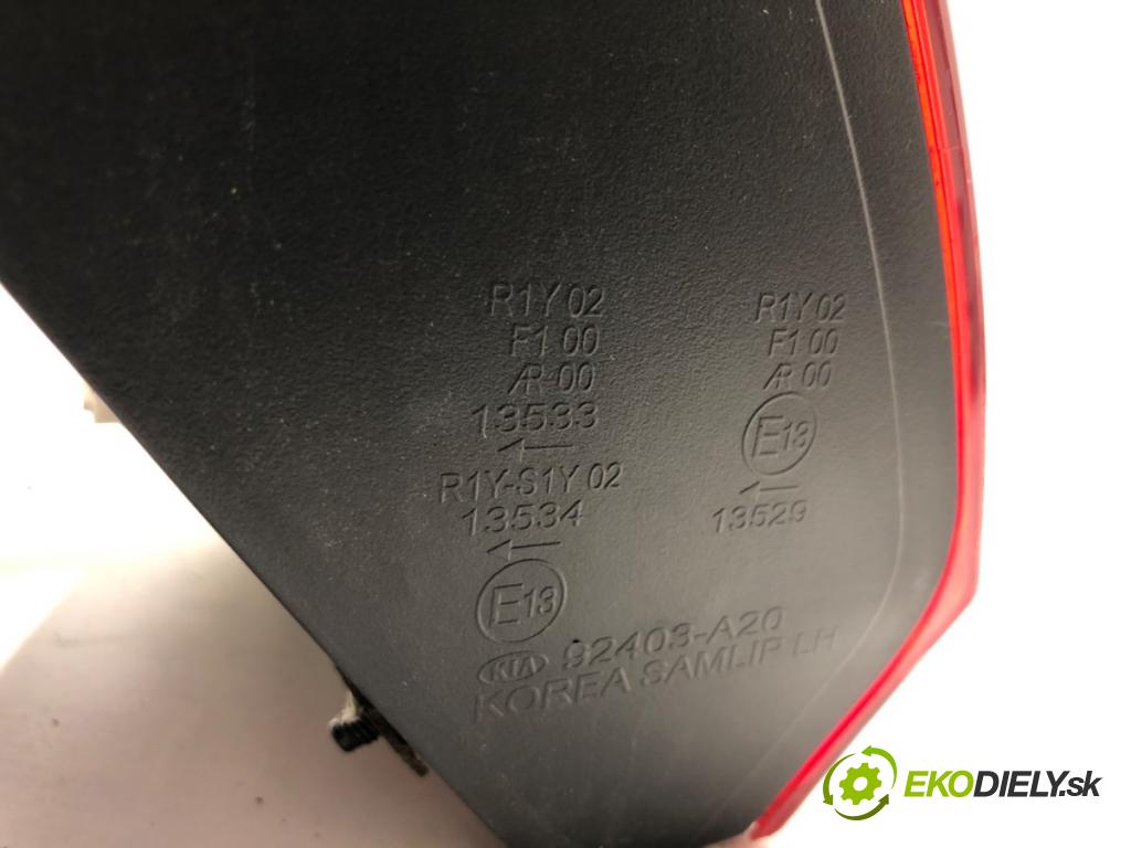 KIA CEED liftback 2012 94 kW 1.6 CRDi 128 1582 Svetlo ľavy zad vnútorná 92403-A20