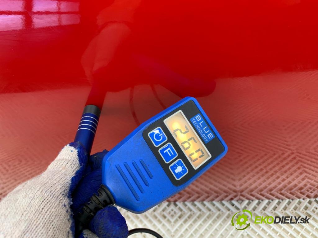 MINI R56 liftback 2012 55 kW One 1598 Dvere ľavy predný