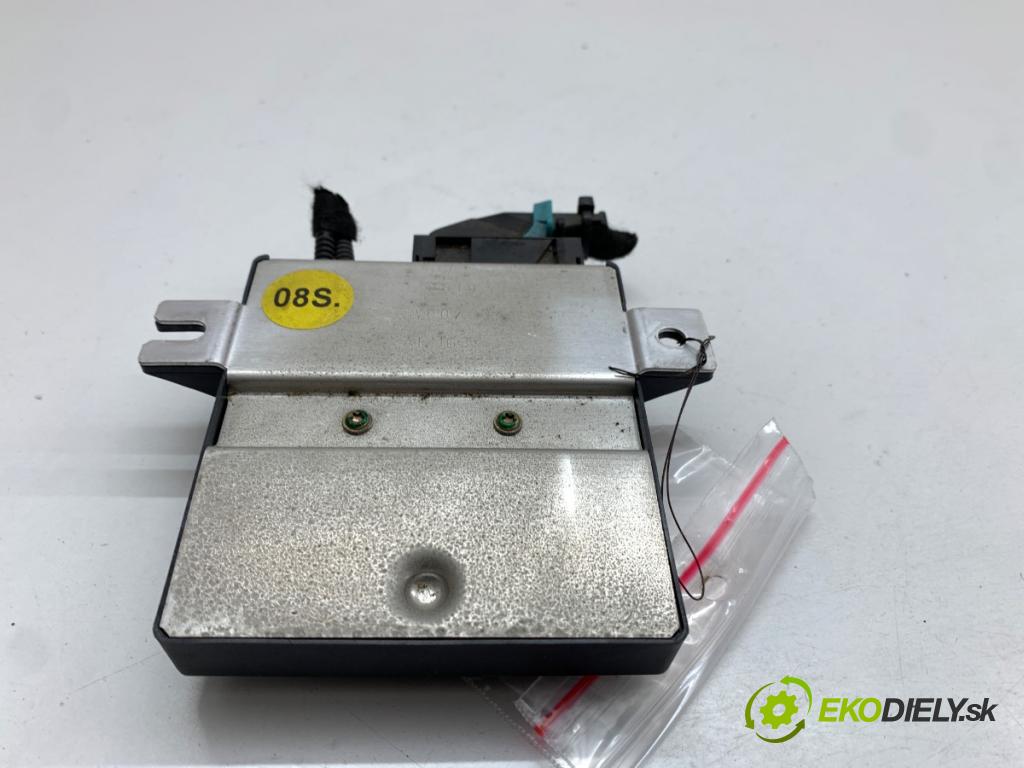AUDI A6 C6 sedan 2004 165 kW 3.0 TDI quattro 2967 modul GATEWAY 4F0907468B