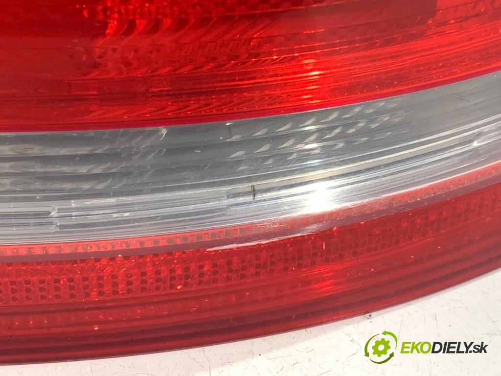 AUDI A6 C6 sedan 2004 165 kW 3.0 TDI quattro 2967 světlo pravý zadní část 4F5945096