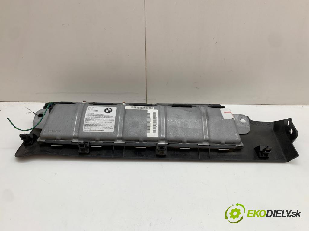 BMW F15 SUV 2018 225 kW xDrive 35 i 2979 AirBag koleno: 9311683