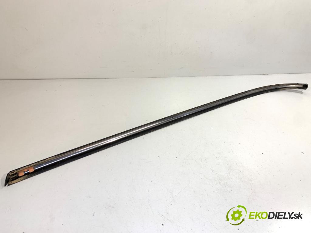 MINI R56 liftback 2012 55 kW One 1598 Lišta Sbírání: zad ľavy