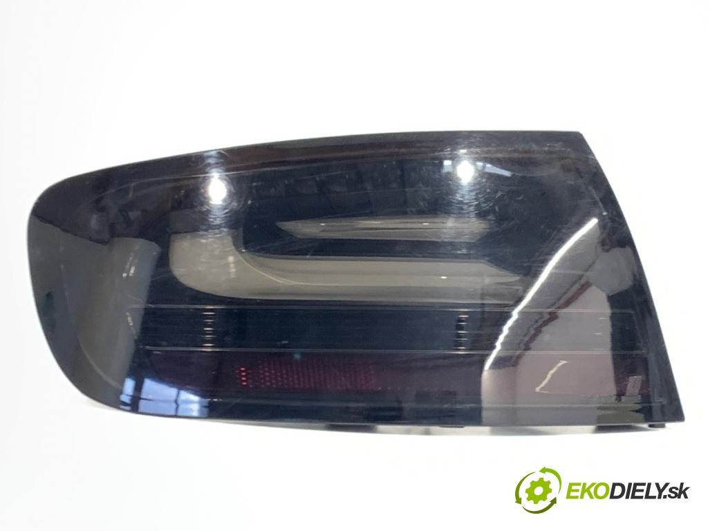 AUDI A4 B8 Kombi 2008 105 kW 2.0 TDI 1968 světlo levý zadní část 