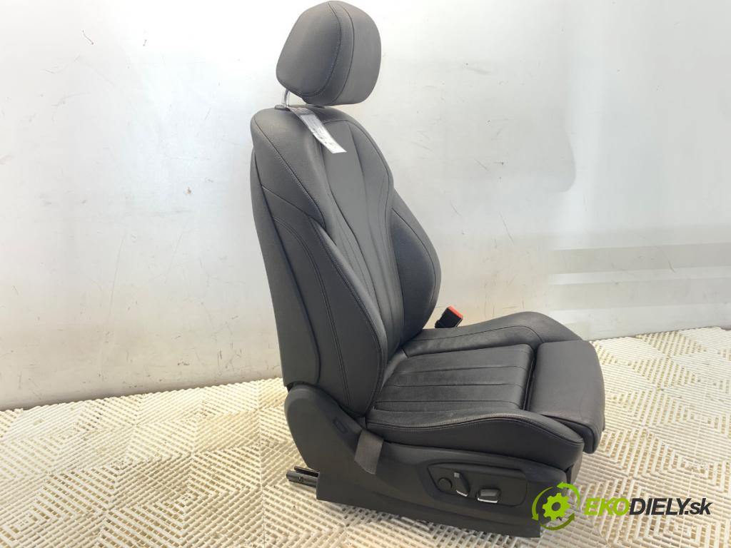 BMW F15 SUV 2018 225 kW xDrive 35 i 2979 Sedadlo pravy predný