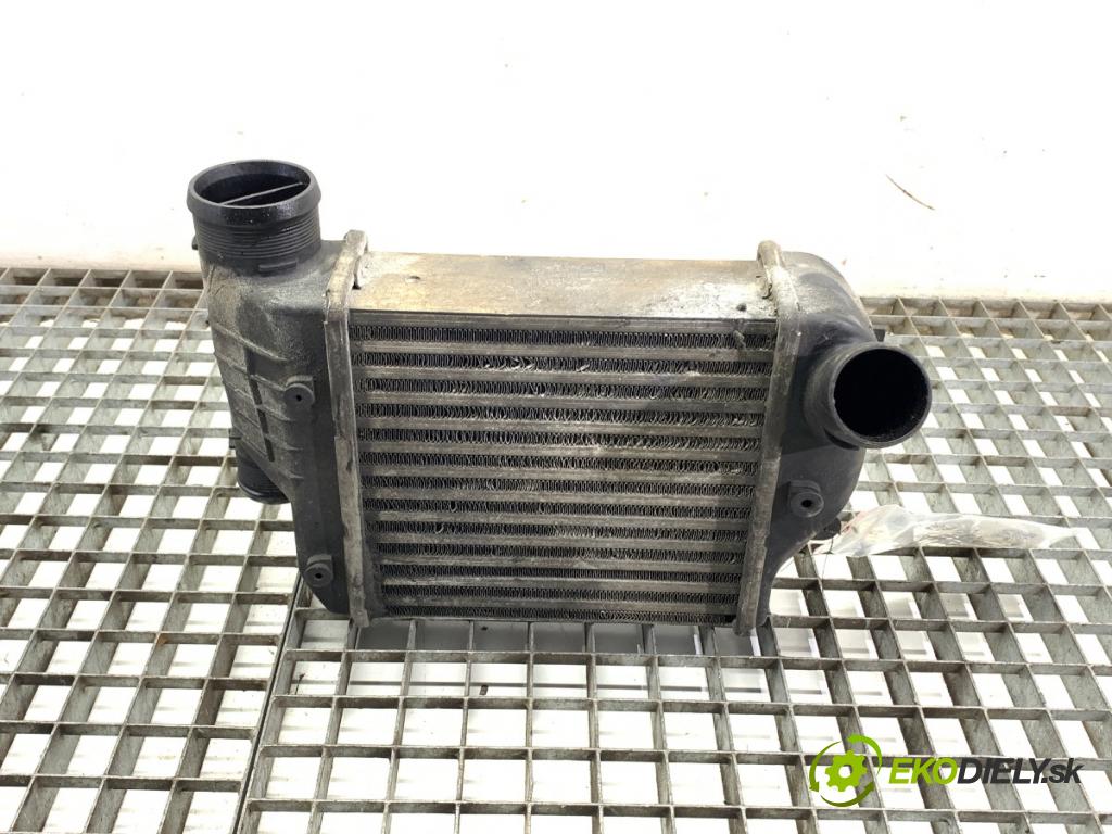 AUDI A6 C6 sedan 2004 165 kW 3.0 TDI quattro 2967 intercooler  (Intercooler (chladič nasávaného vzduchu))