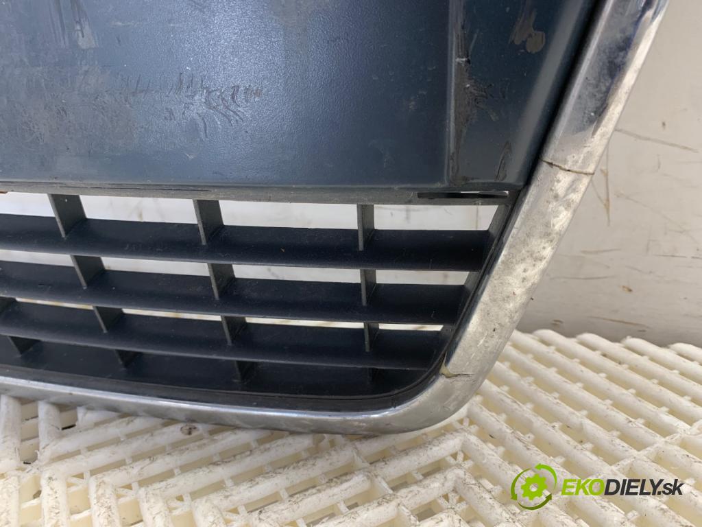 AUDI A6 C6 sedan 2004 165 kW 3.0 TDI quattro 2967 mřížka maska 4F0853651 (Přední mřížka (maska chladiče))