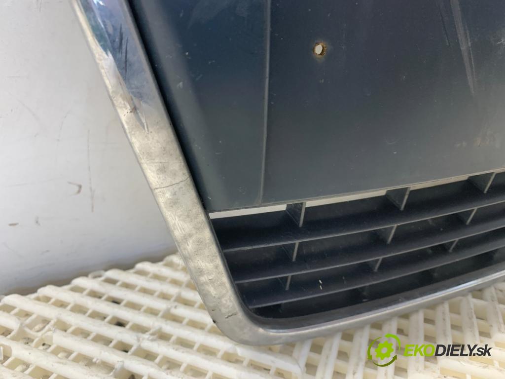 AUDI A6 C6 sedan 2004 165 kW 3.0 TDI quattro 2967 mřížka maska 4F0853651 (Přední mřížka (maska chladiče))