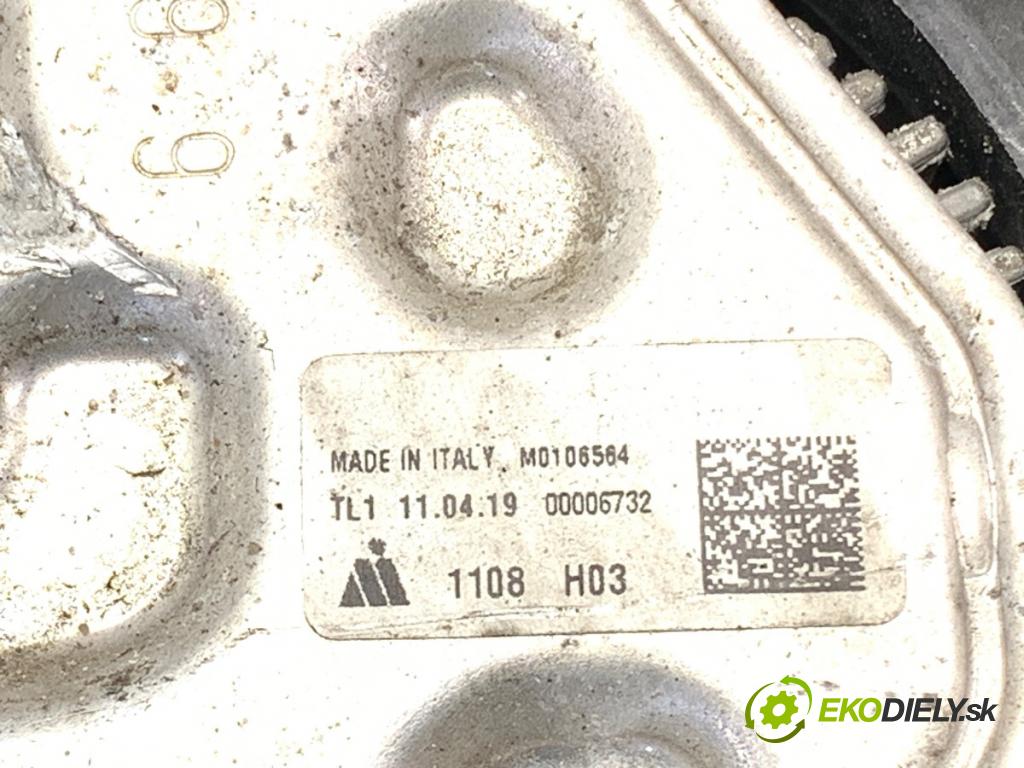 VW ARTEON liftback 2019 110 kW 2.0 TDI 1968 Ventilátor chladiča 5Q0121203DQ 5Q0121205BB (Ventilátor)