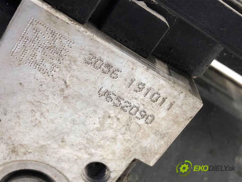 VW ARTEON liftback 2019 110 kW 2.0 TDI 1968 Pumpa ABS 5Q0614517DE (Pumpa ABS)