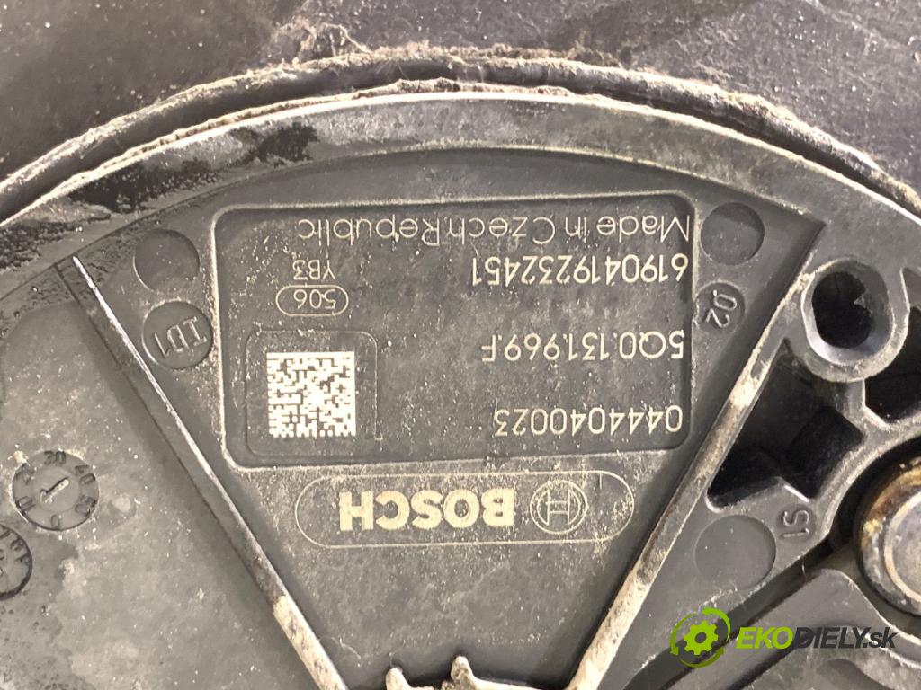 VW ARTEON liftback 2019 110 kW 2.0 TDI 1968 nádržka SCR 5Q0131969F