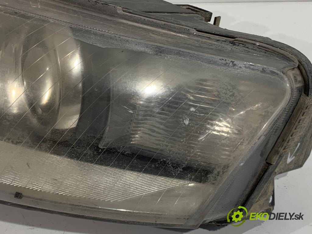 AUDI A6 C6 sedan 2004 165 kW 3.0 TDI quattro 2967 světlomet levý přední část