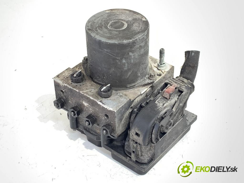 AUDI A6 C6 sedan 2004 165 kW 3.0 TDI quattro 2967 pumpa ABS 4F0614517A (Pumpa ABS)