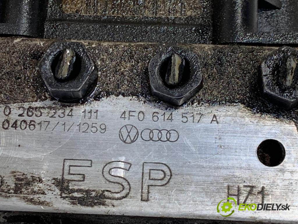 AUDI A6 C6 sedan 2004 165 kW 3.0 TDI quattro 2967 pumpa ABS 4F0614517A (Pumpa ABS)