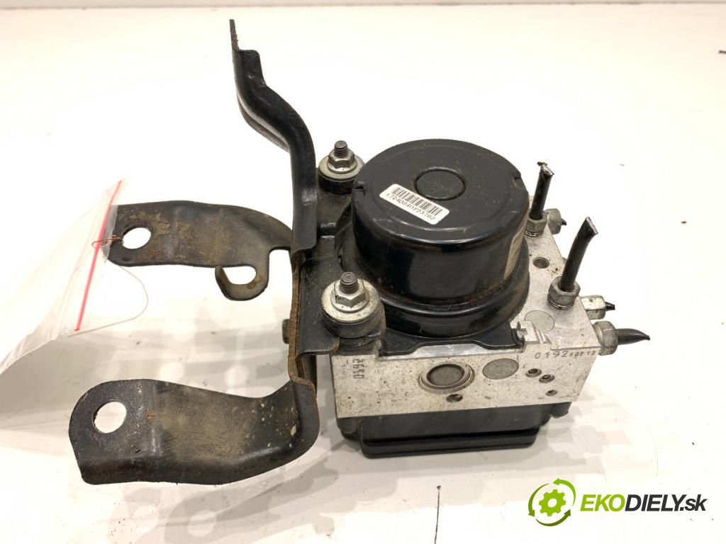 TOYOTA YARIS III liftback 2016 51 kW 1.0 (KSP130_) 998 Pumpa ABS 44540-0D130 (Pumpa ABS)