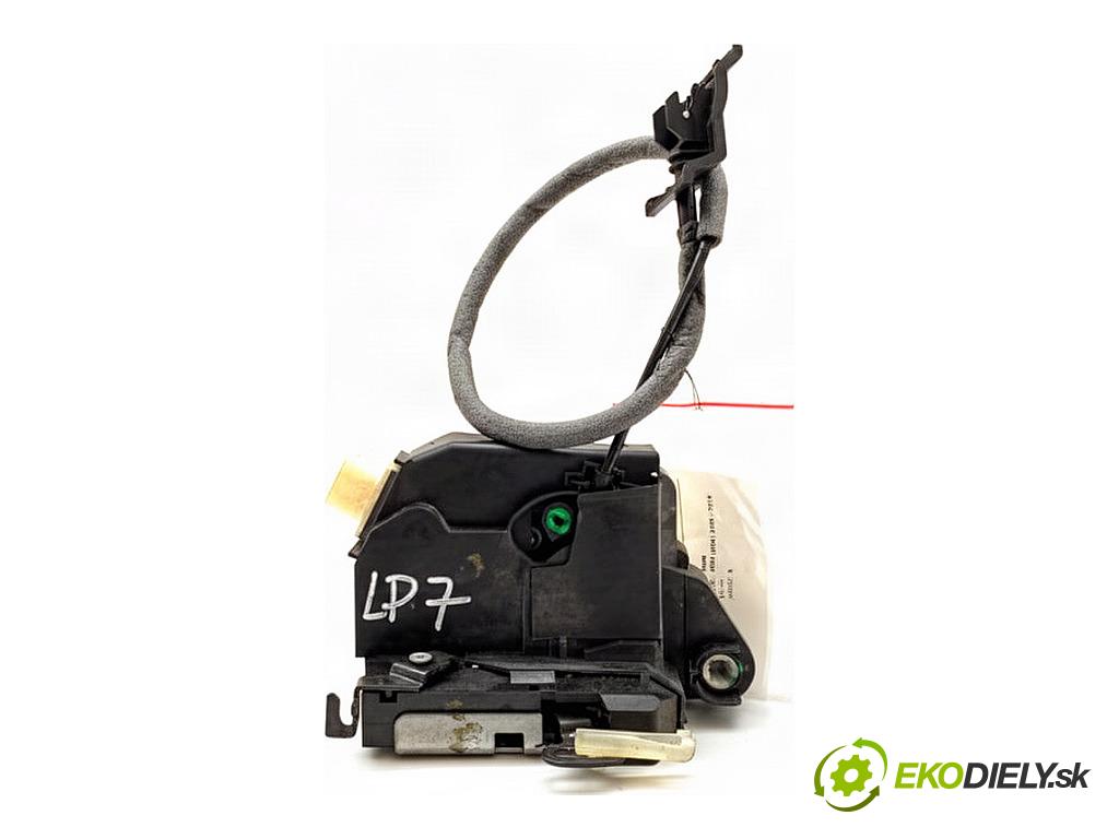 MINI R56 liftback 2012 55 kW One 1598 zámok dveře levý přední část 7239161
