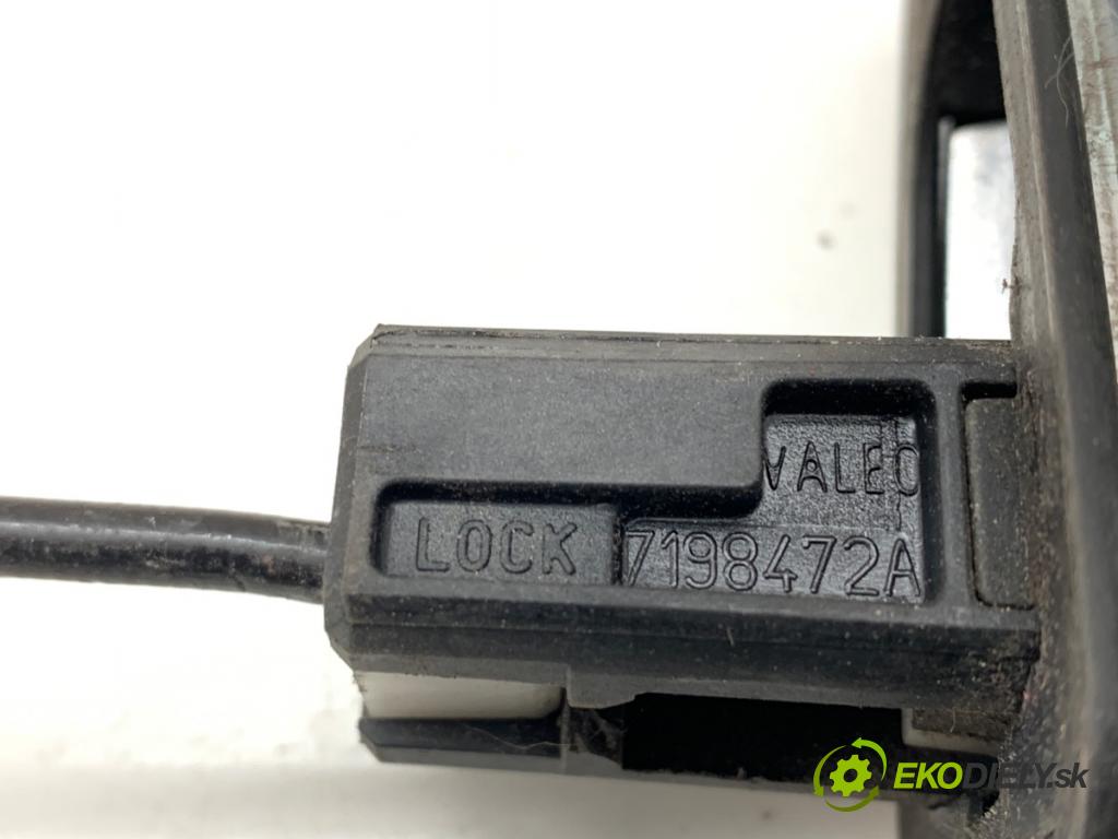 MINI R56 liftback 2012 55 kW One 1598 Kľučka vonkajšia pravy predný v24769