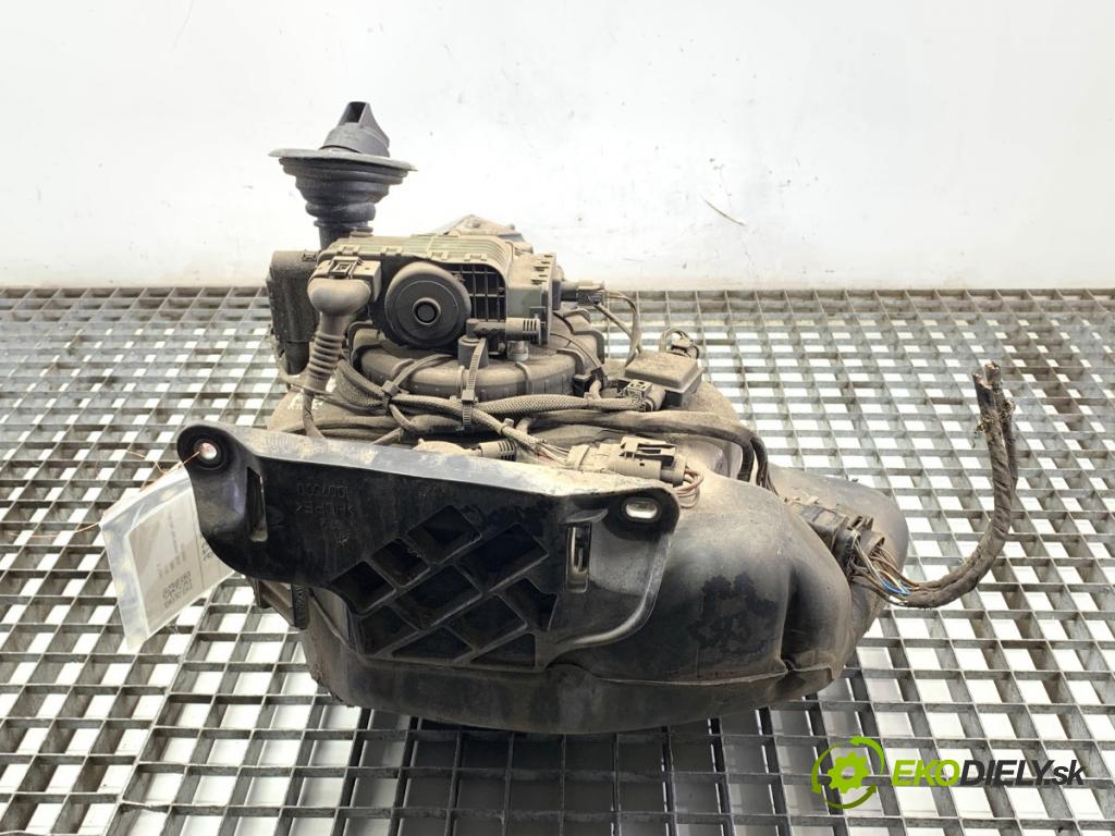 VW SHARAN nadwozie wielkoprzestrzenne (MPV) 2013 130 kW 2.0 TDI 1968 nádržka SCR 7N0131877H