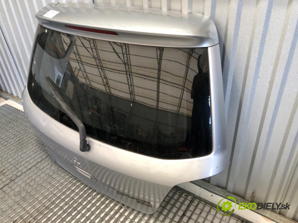 MITSUBISHI OUTLANDER I SUV 2003 93 kW 2.0 (CU2W) 1997 kapota zadní část