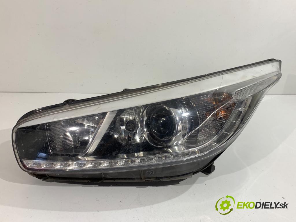 KIA CEED liftback 2012 94 kW 1.6 CRDi 128 1582 světlomet levý přední část 92101-A2220
