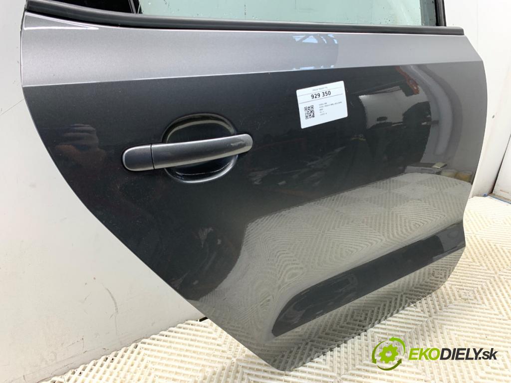 VW POLO V liftback 2013 44 kW 1.2 1198 Dvere pravy zad LD7R