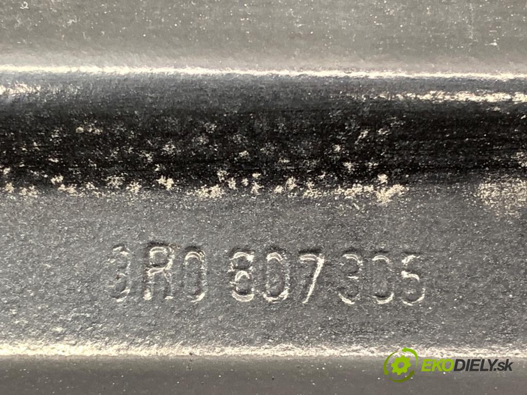 SEAT EXEO sedan 2012 147 kW 2.0 TFSI 1984 Výstuha nárazníka zad 3R0807305 (Výstuha zadná)