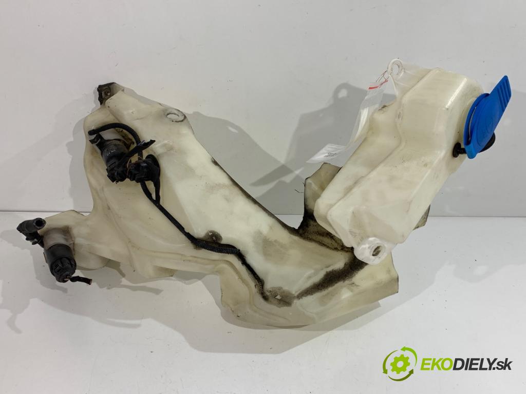 SEAT EXEO sedan 2012 147 kW 2.0 TFSI 1984 nádržka ostřikovačů 8E0955451AR 8E0955451AP