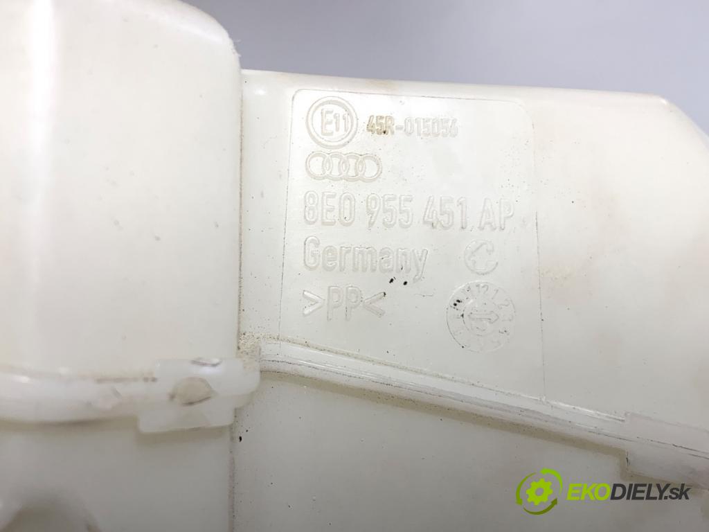 SEAT EXEO sedan 2012 147 kW 2.0 TFSI 1984 nádržka ostřikovačů 8E0955451AR 8E0955451AP