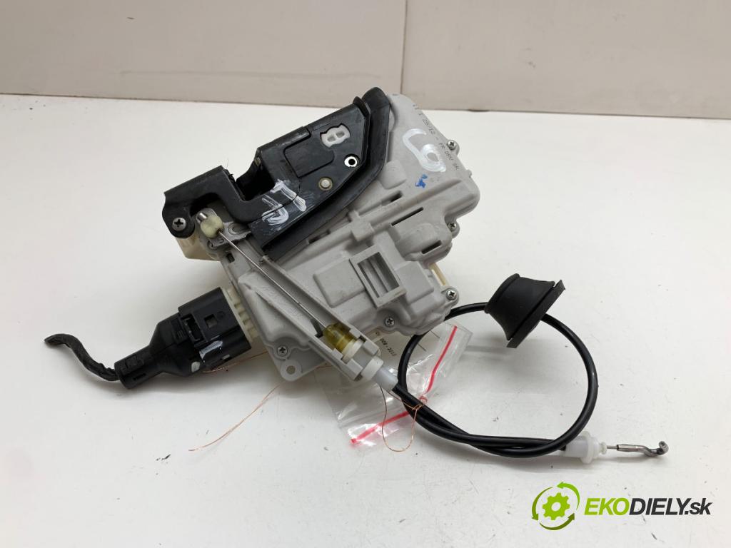 SEAT EXEO sedan 2012 147 kW 2.0 TFSI 1984 zámok dveře levý přední část 8E1837015AA