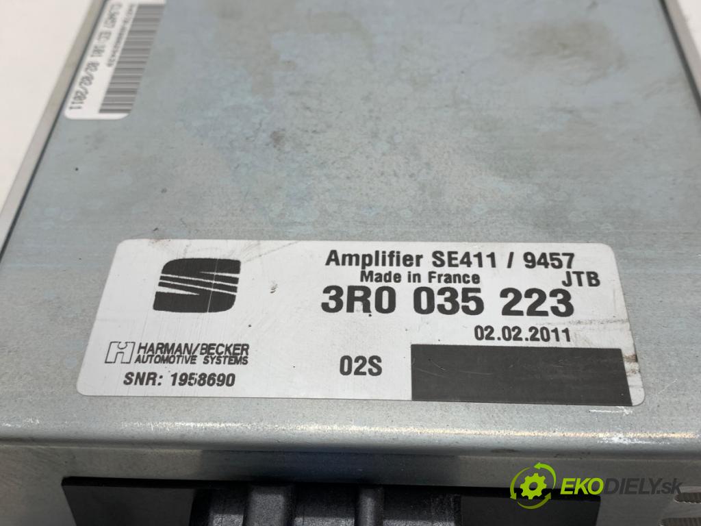 SEAT EXEO sedan 2012 147 kW 2.0 TFSI 1984 zesilovač 3R0035223 (Zesilovač)