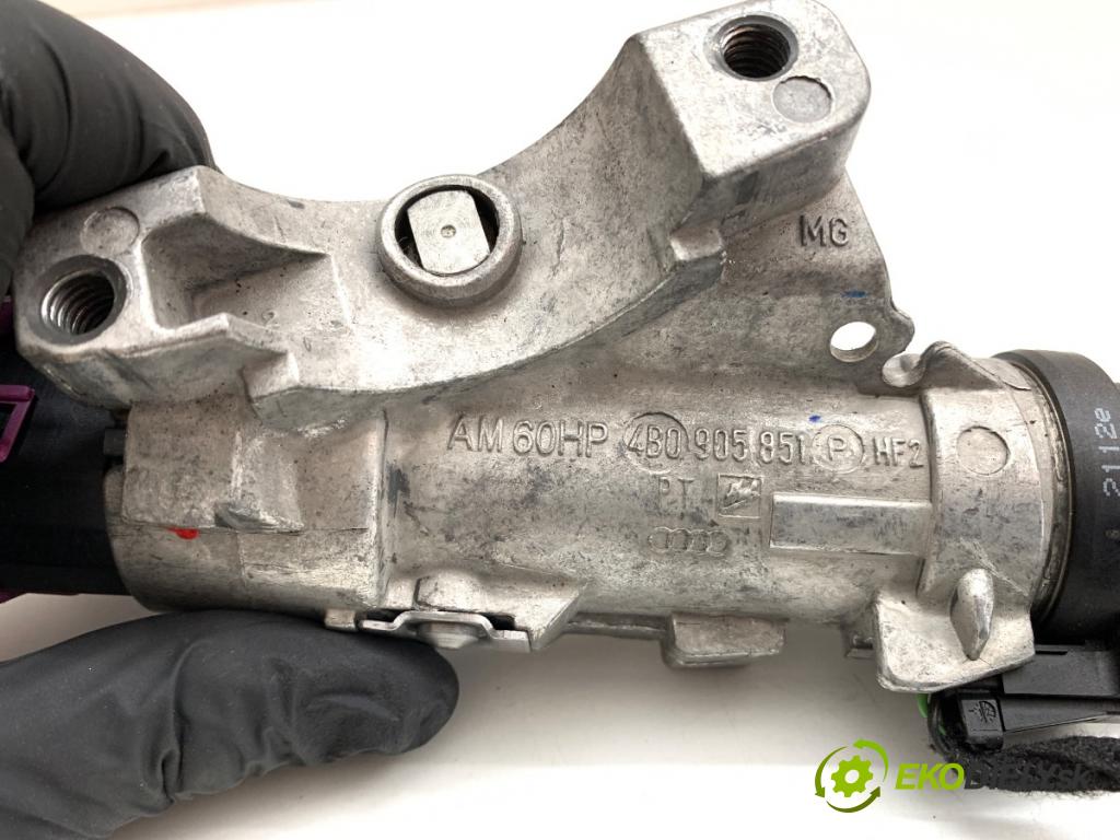 SEAT EXEO sedan 2012 147 kW 2.0 TFSI 1984 spinačka 4B0905851P (Spínacia skrinka)