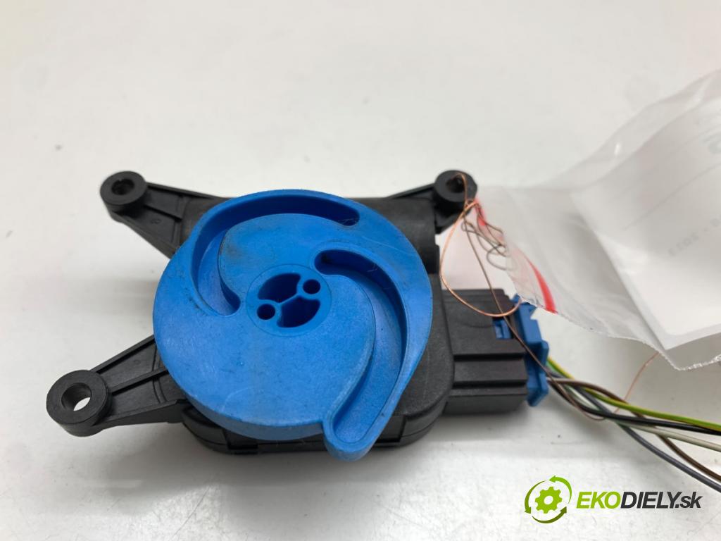 SEAT EXEO sedan 2012 147 kW 2.0 TFSI 1984 Motor kúrenia 8E1820511F