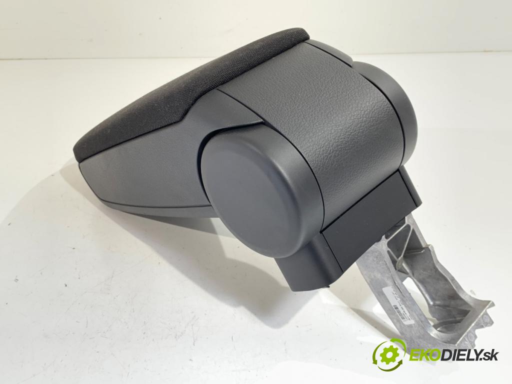 SEAT EXEO sedan 2012 147 kW 2.0 TFSI 1984 loketní opěrka  (Loketní opěrka)