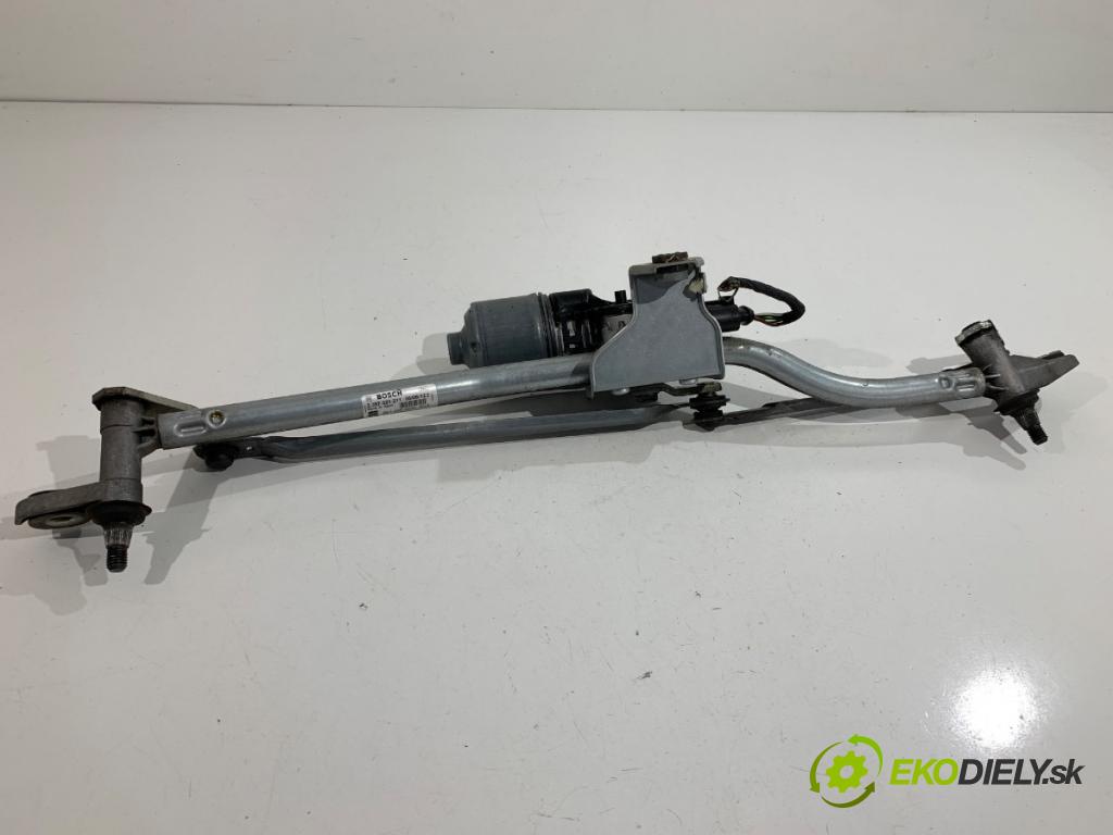 SEAT EXEO sedan 2012 147 kW 2.0 TFSI 1984 mechanismus stěračů přední část 8E1955119 8E1955023E (Motorek stěračů přední)