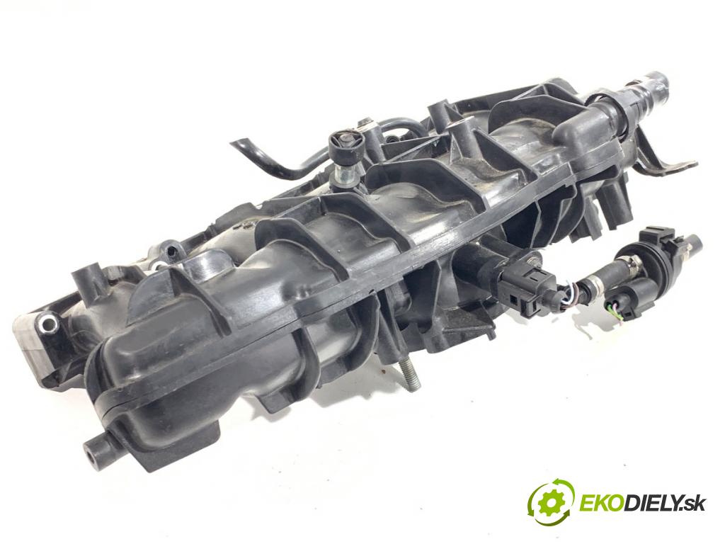 SEAT EXEO sedan 2012 147 kW 2.0 TFSI 1984 potrubí sání 06D133192G (Sací potrubí)
