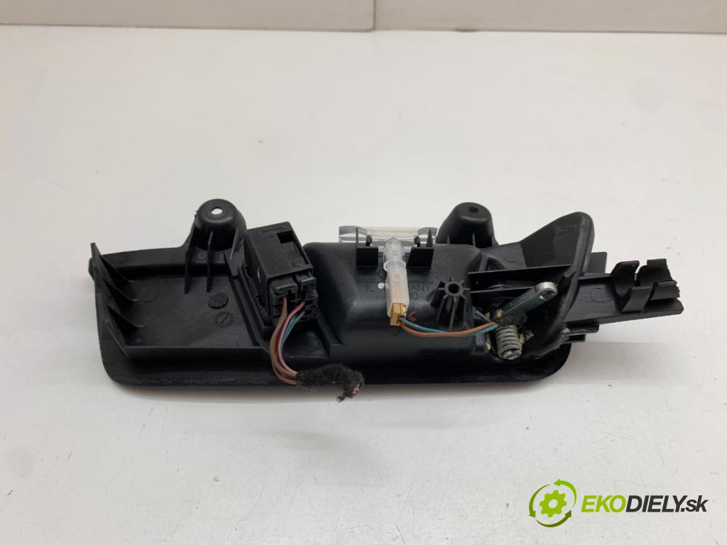 SEAT EXEO sedan 2012 147 kW 2.0 TFSI 1984 Kľučka vnútorná ľavy predný